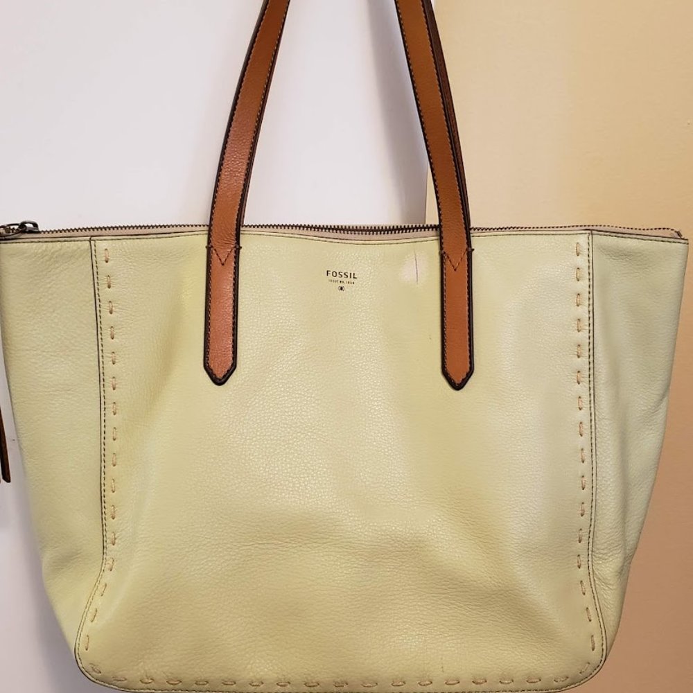 Fossil Tote Bag And Matching Wristlet - image 1